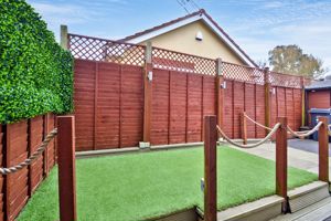 Garden Area- click for photo gallery